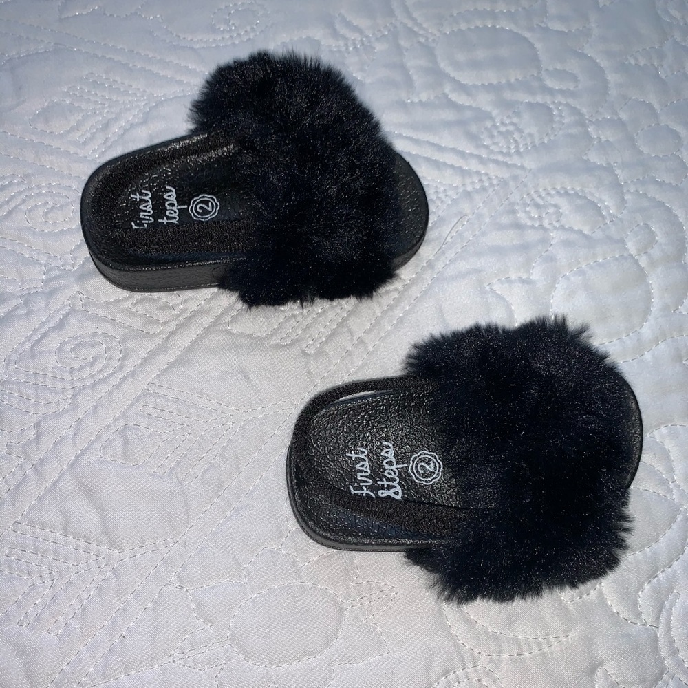 Infant Slippers - Picture 2 of 3